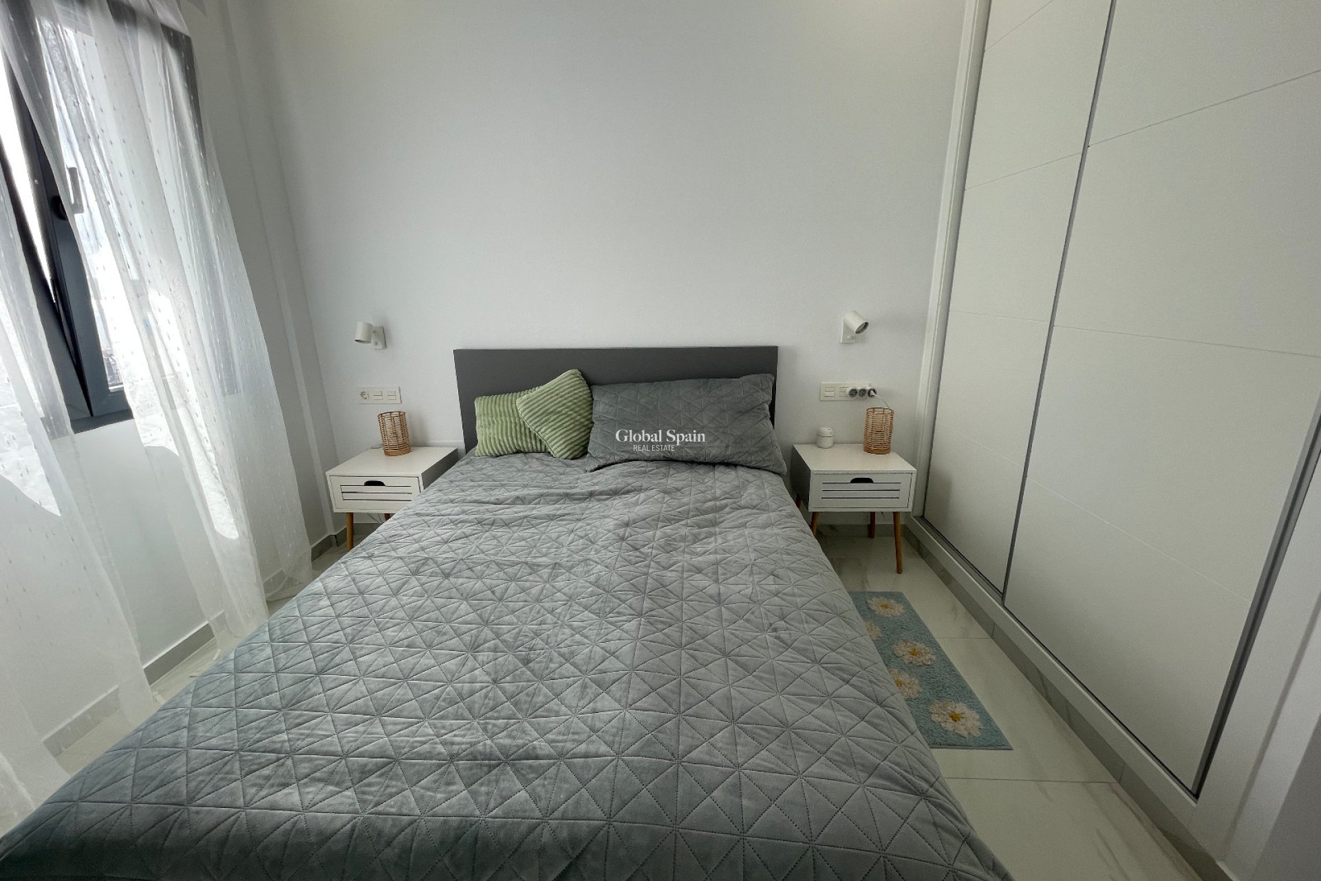 Wederverkoop - VILLA -
BENIJÓFAR - Costa Blanca