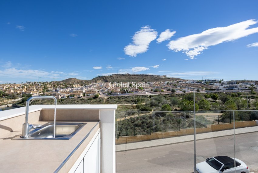 Wederverkoop - VILLA -
BENIJÓFAR - Costa Blanca