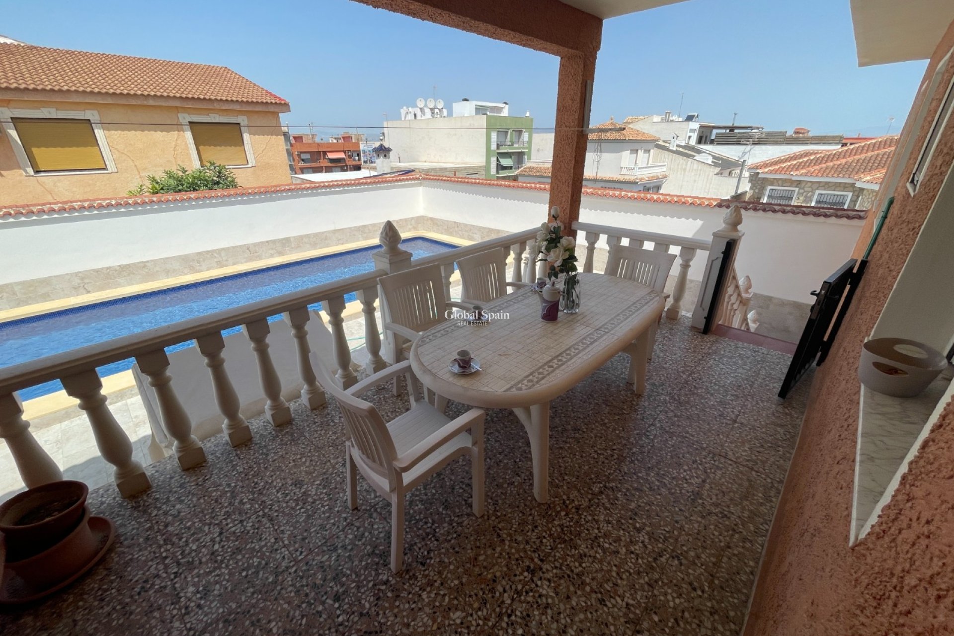 Wederverkoop - VILLA -
BENIJÓFAR - Costa Blanca
