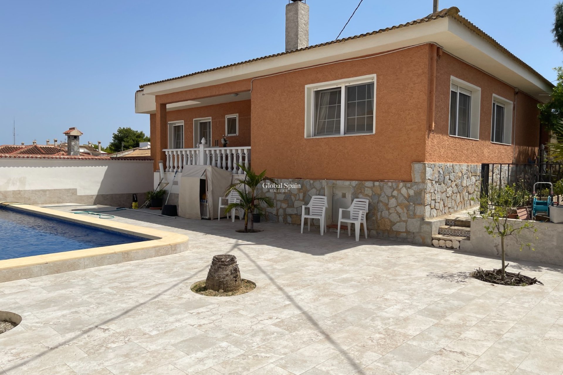 Wederverkoop - VILLA -
BENIJÓFAR - Costa Blanca