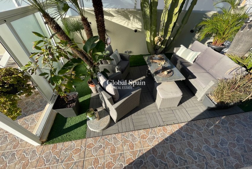 Wederverkoop - VILLA -
BENIJÓFAR - Costa Blanca