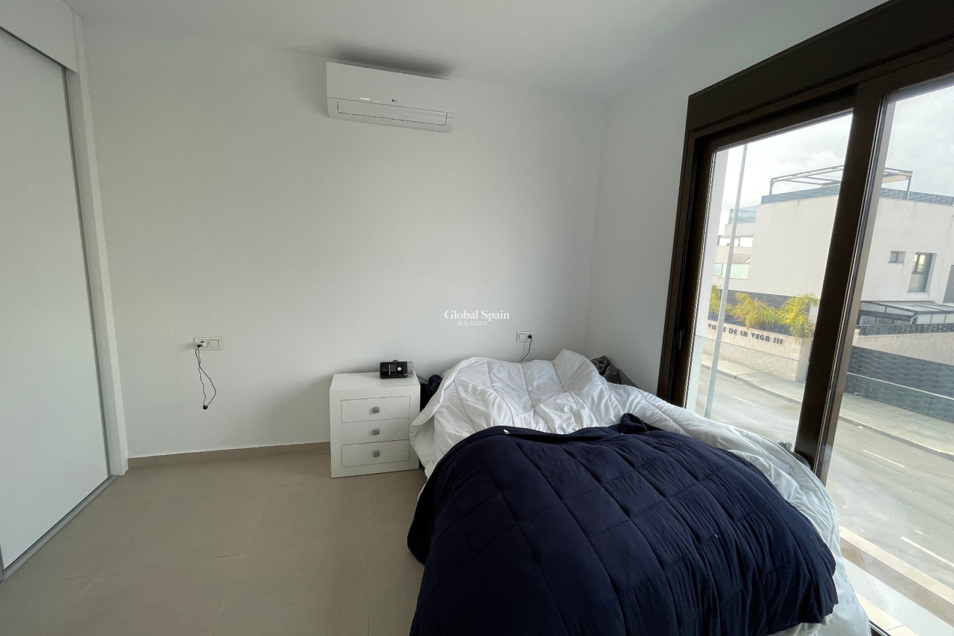 Wederverkoop - VILLA -
BENIJÓFAR - Costa Blanca