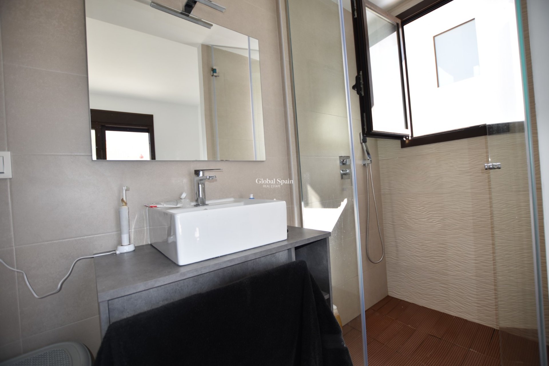 Wederverkoop - VILLA -
BENIJÓFAR - Costa Blanca