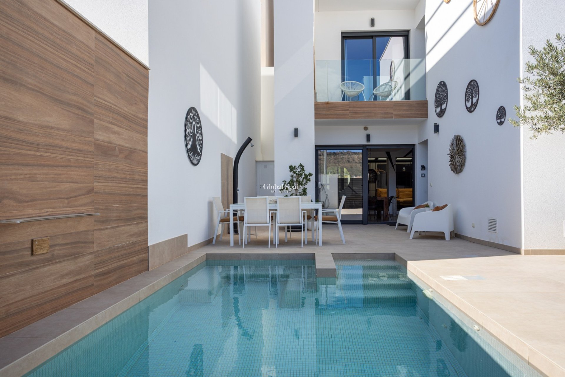 Wederverkoop - VILLA -
BENIJÓFAR - Costa Blanca
