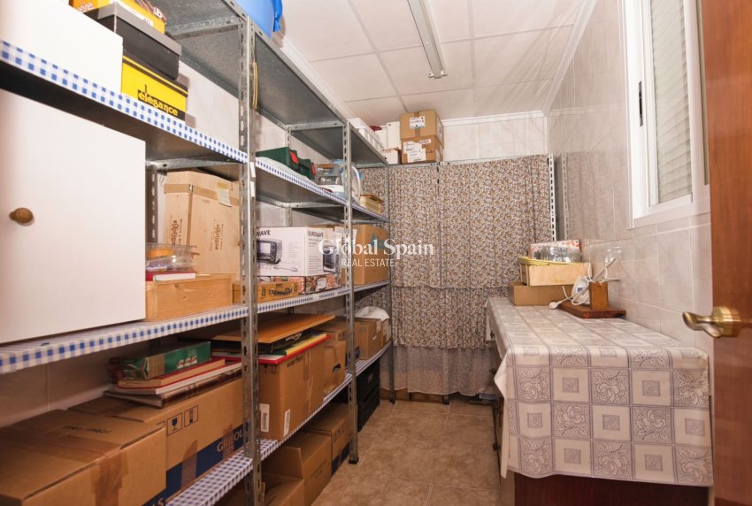 Wederverkoop - VILLA -
BENIJÓFAR - Costa Blanca