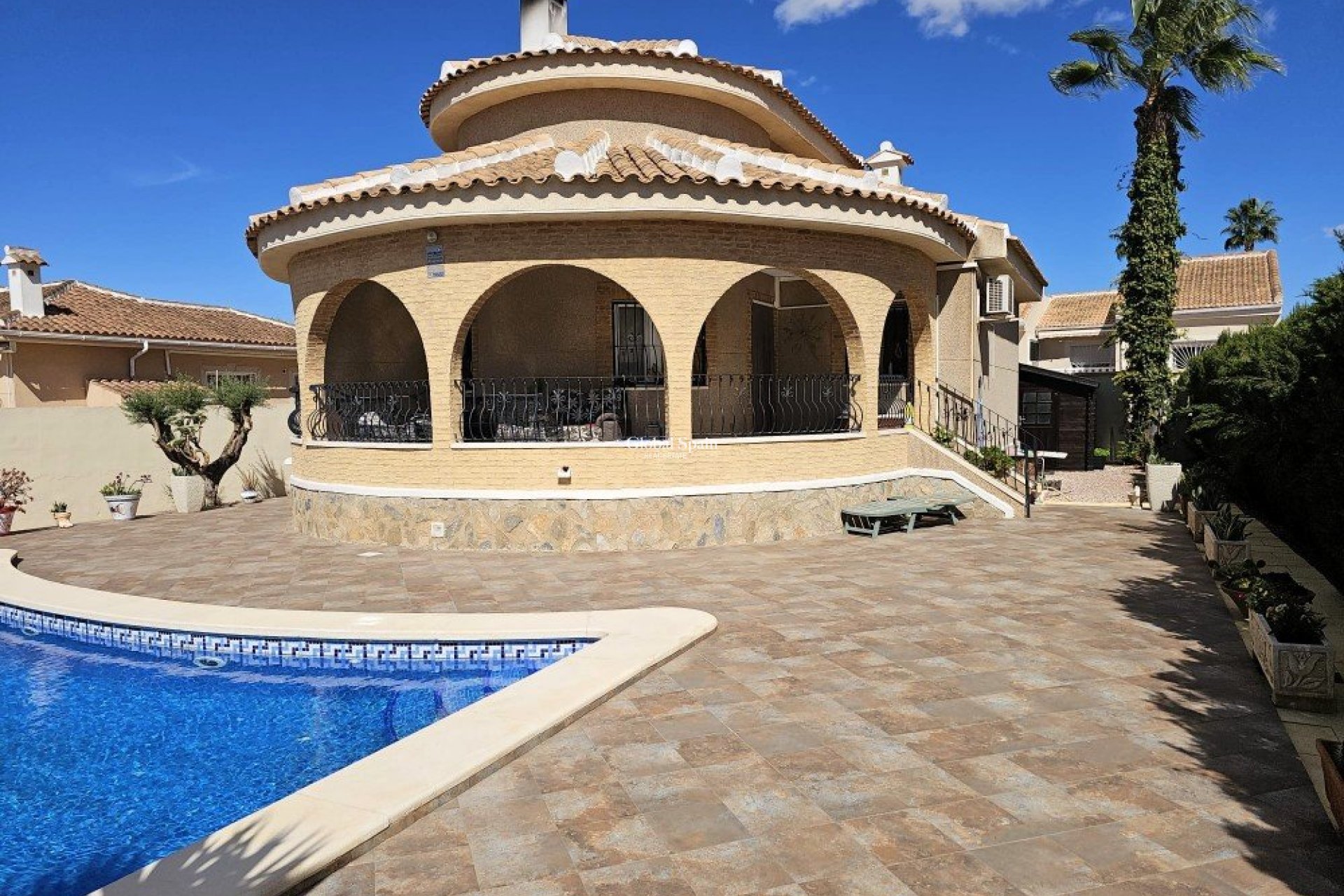 Wederverkoop - VILLA -
BENIJÓFAR - Costa Blanca