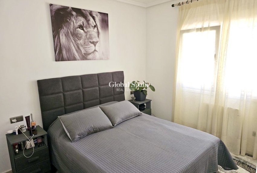 Wederverkoop - VILLA -
BENIJÓFAR - Costa Blanca