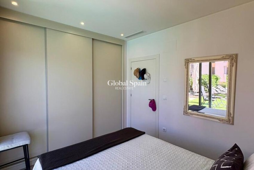 Wederverkoop - VILLA -
BENIJÓFAR - Costa Blanca