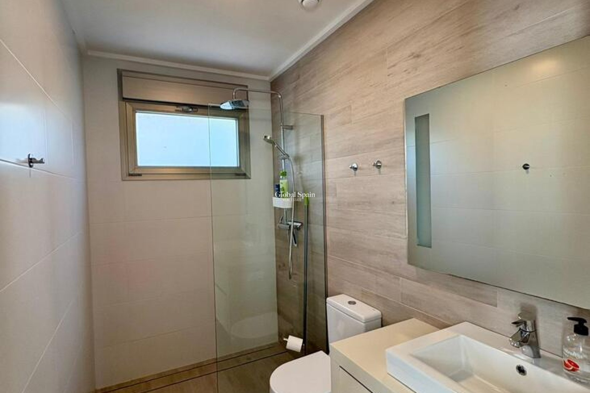 Wederverkoop - VILLA -
BENIJÓFAR - Costa Blanca