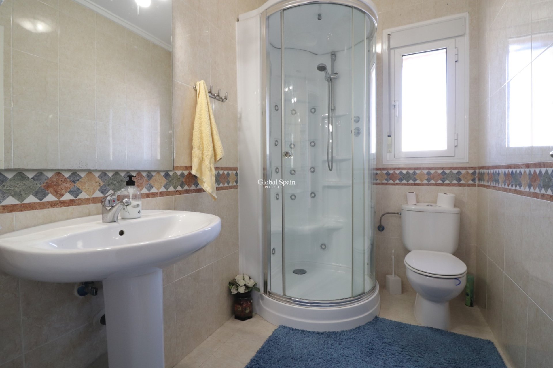 Wederverkoop - VILLA -
Benijofar - Monte Azul