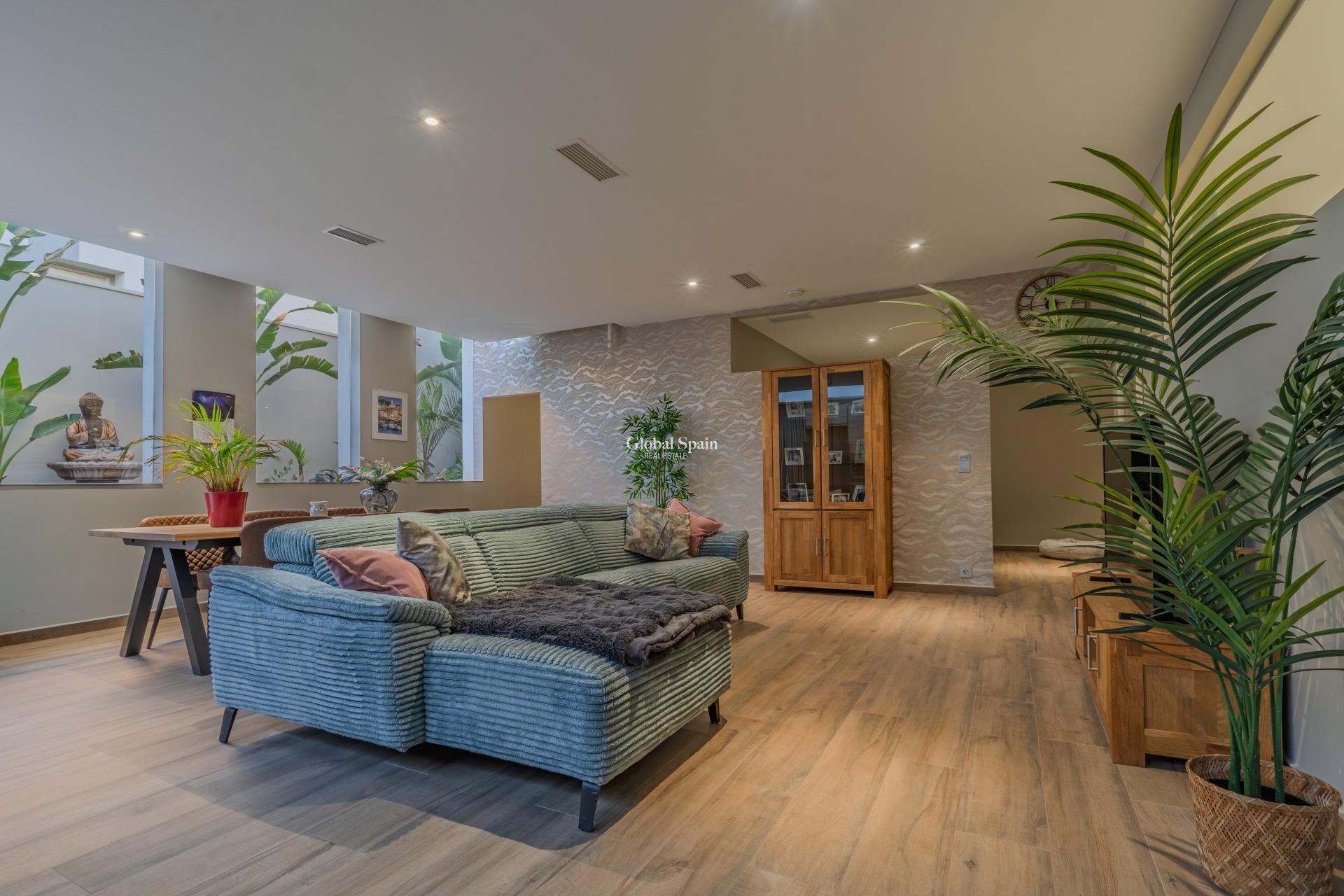 Wederverkoop - VILLA -
BENIJÓFAR - Residencial Benimar