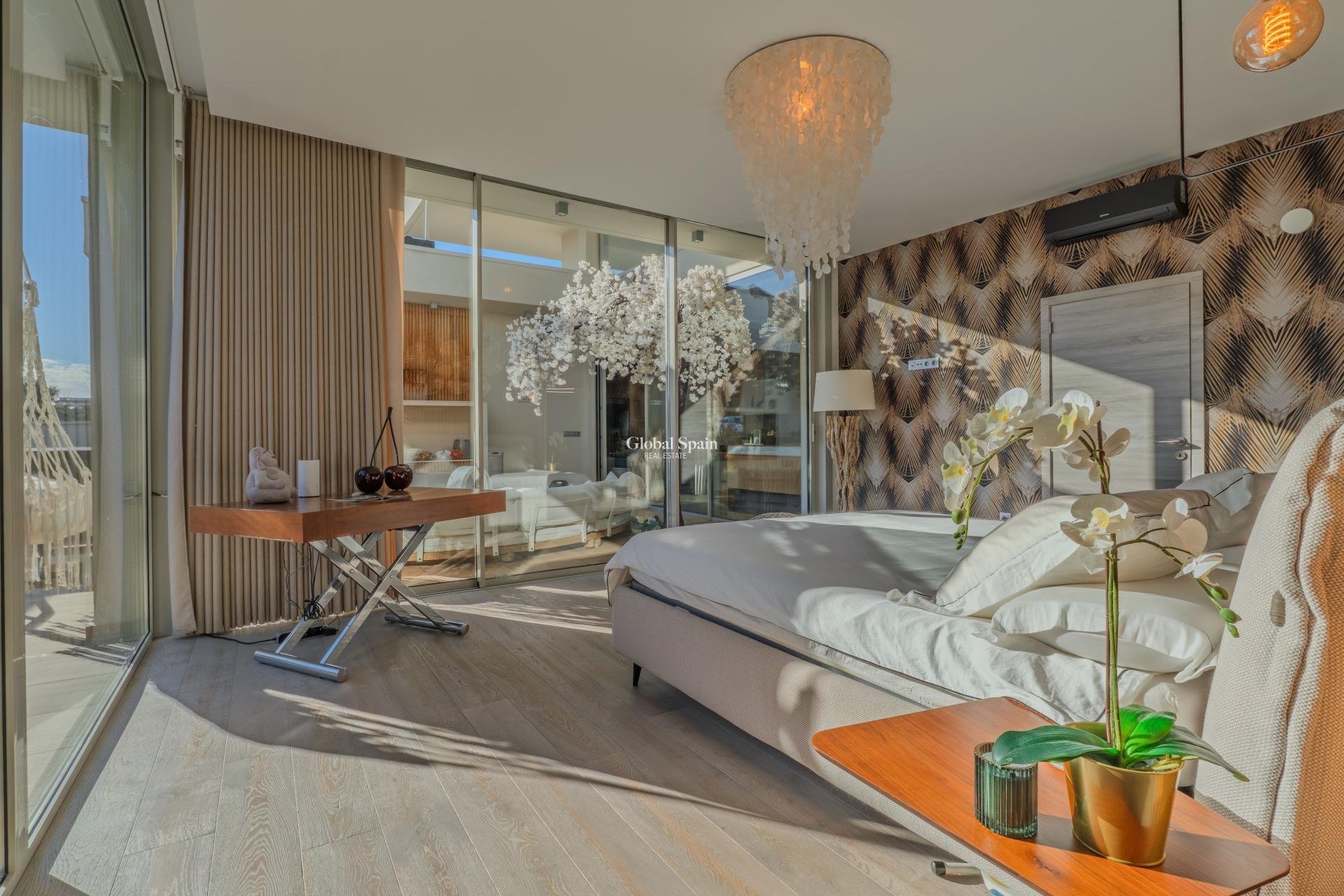 Wederverkoop - VILLA -
BENIJÓFAR - Residencial Benimar