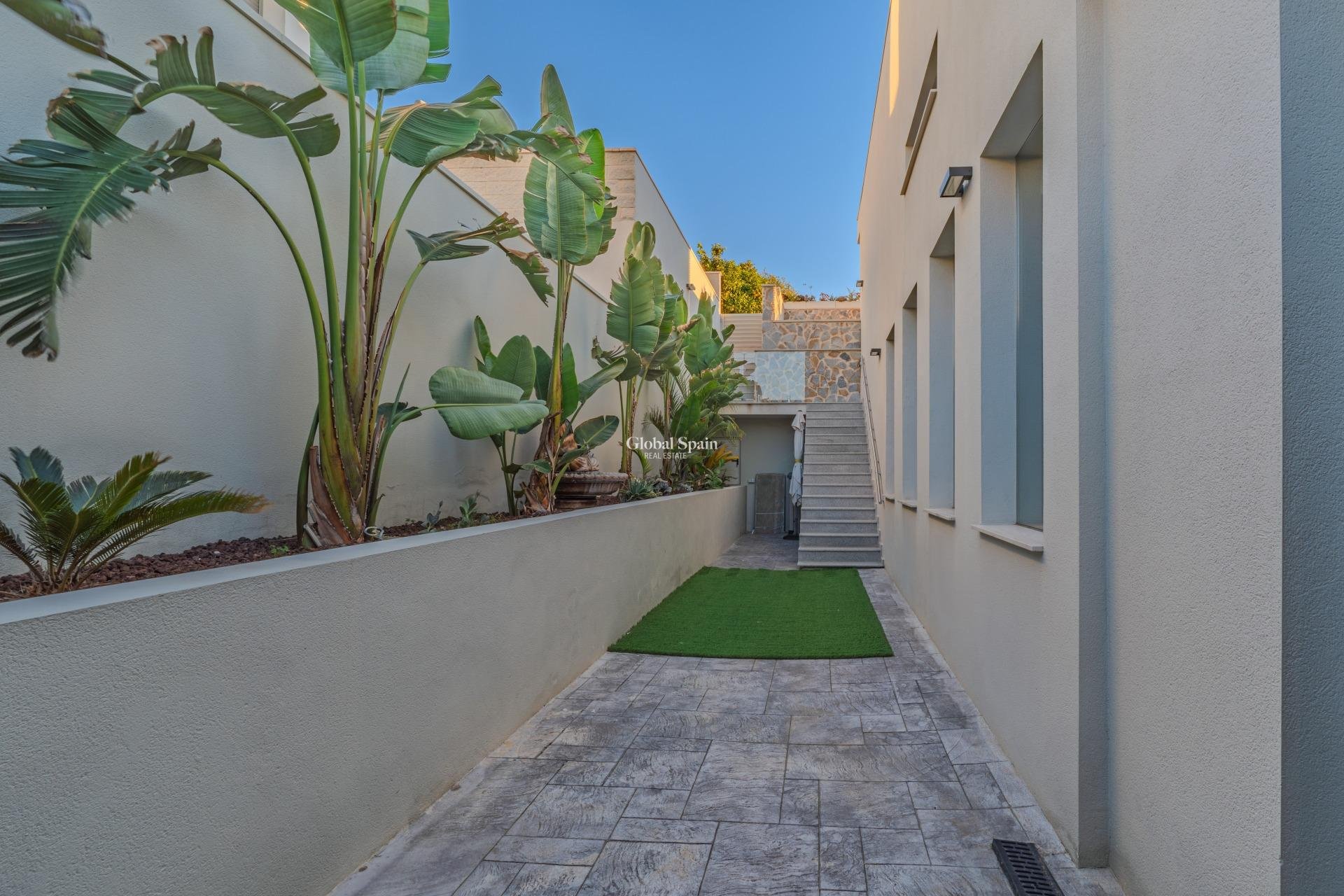Wederverkoop - VILLA -
BENIJÓFAR - Residencial Benimar