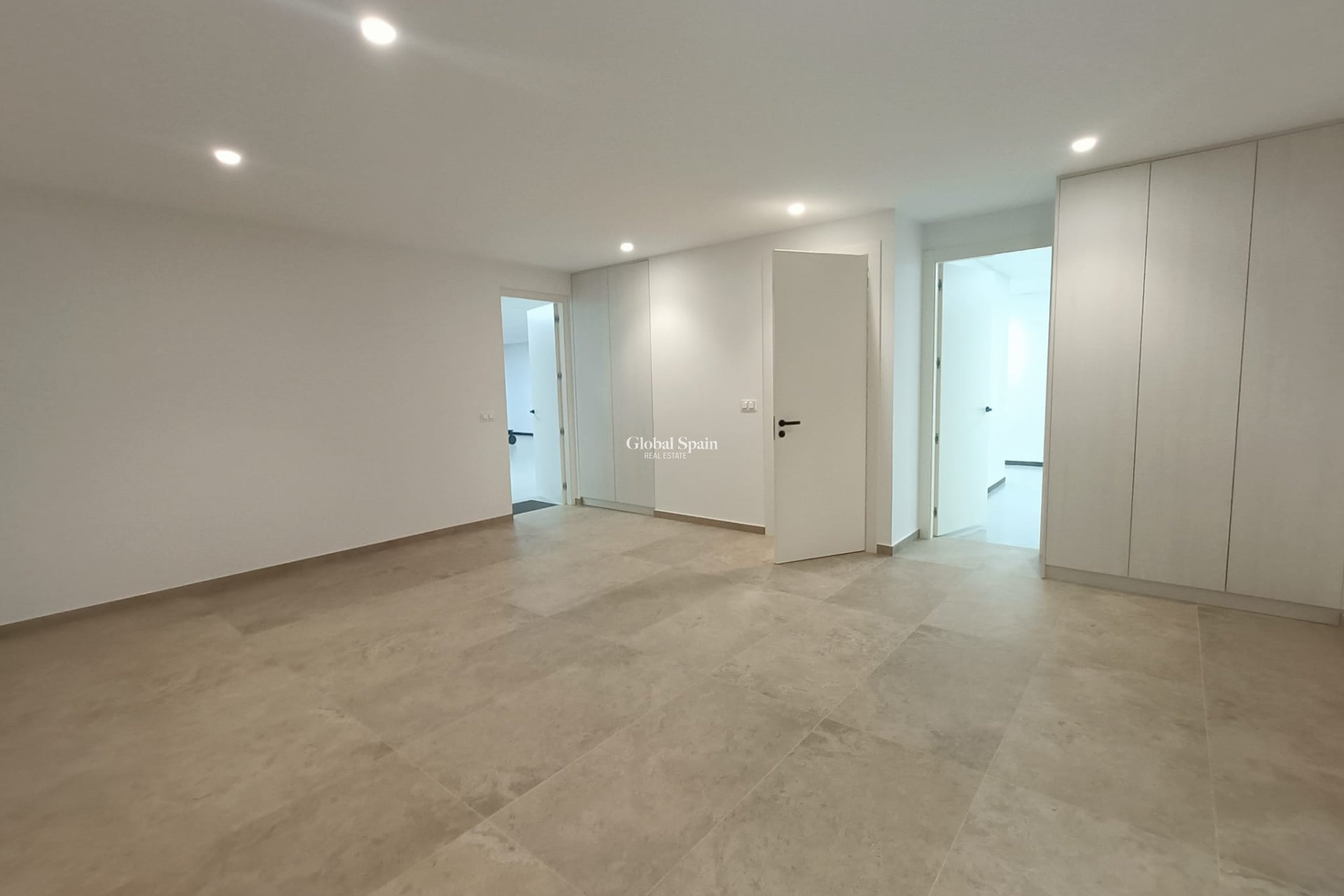 Wederverkoop - Villa -
BENIJÓFAR