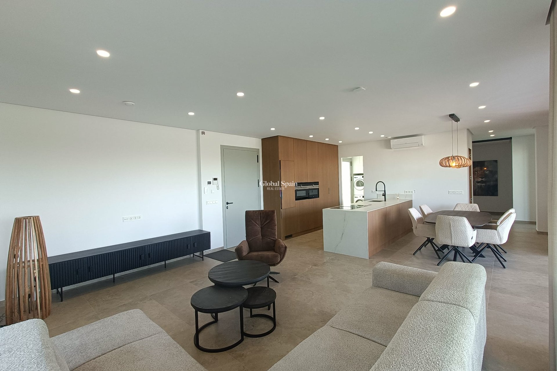 Wederverkoop - Villa -
BENIJÓFAR