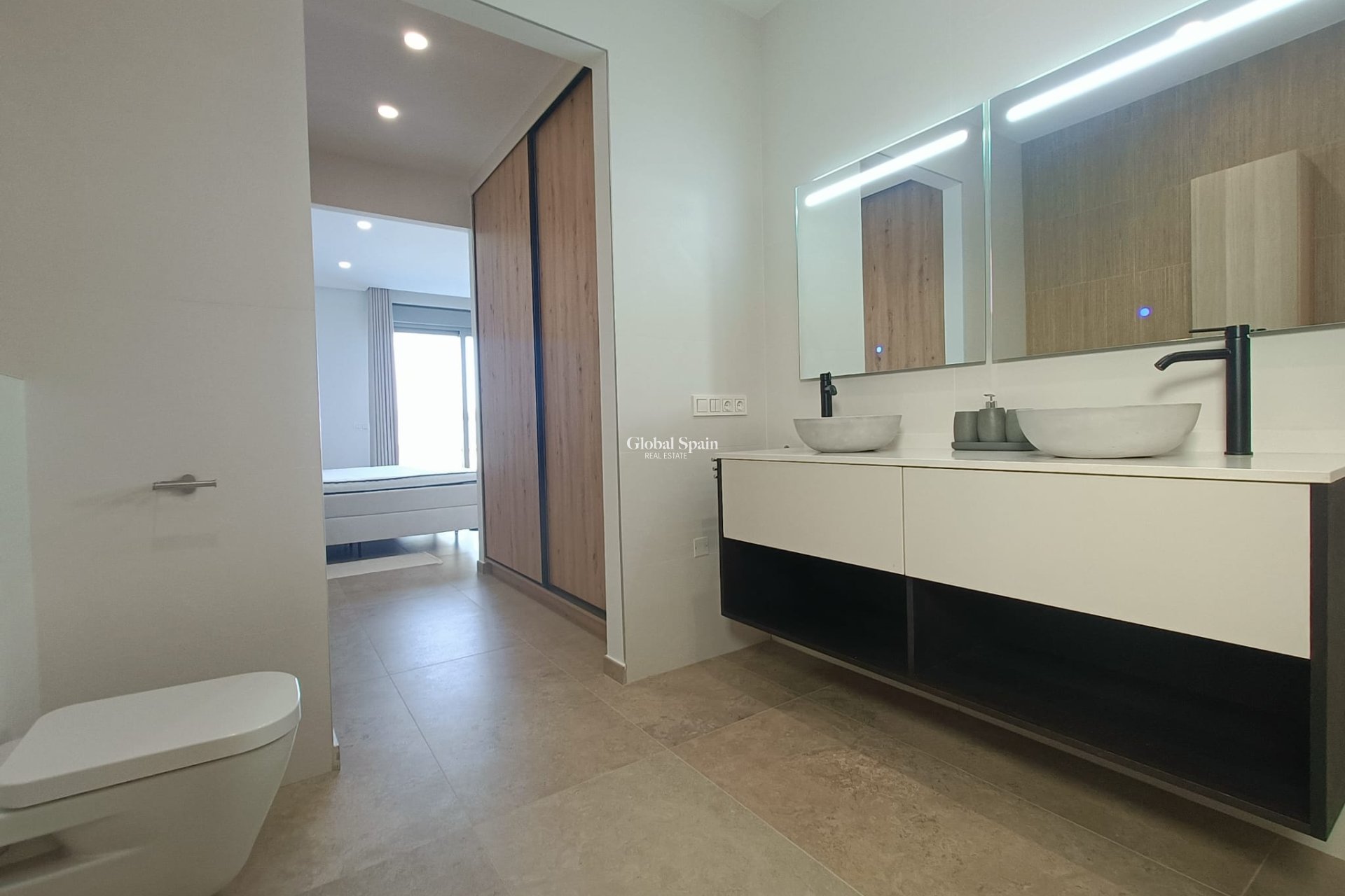 Wederverkoop - Villa -
BENIJÓFAR