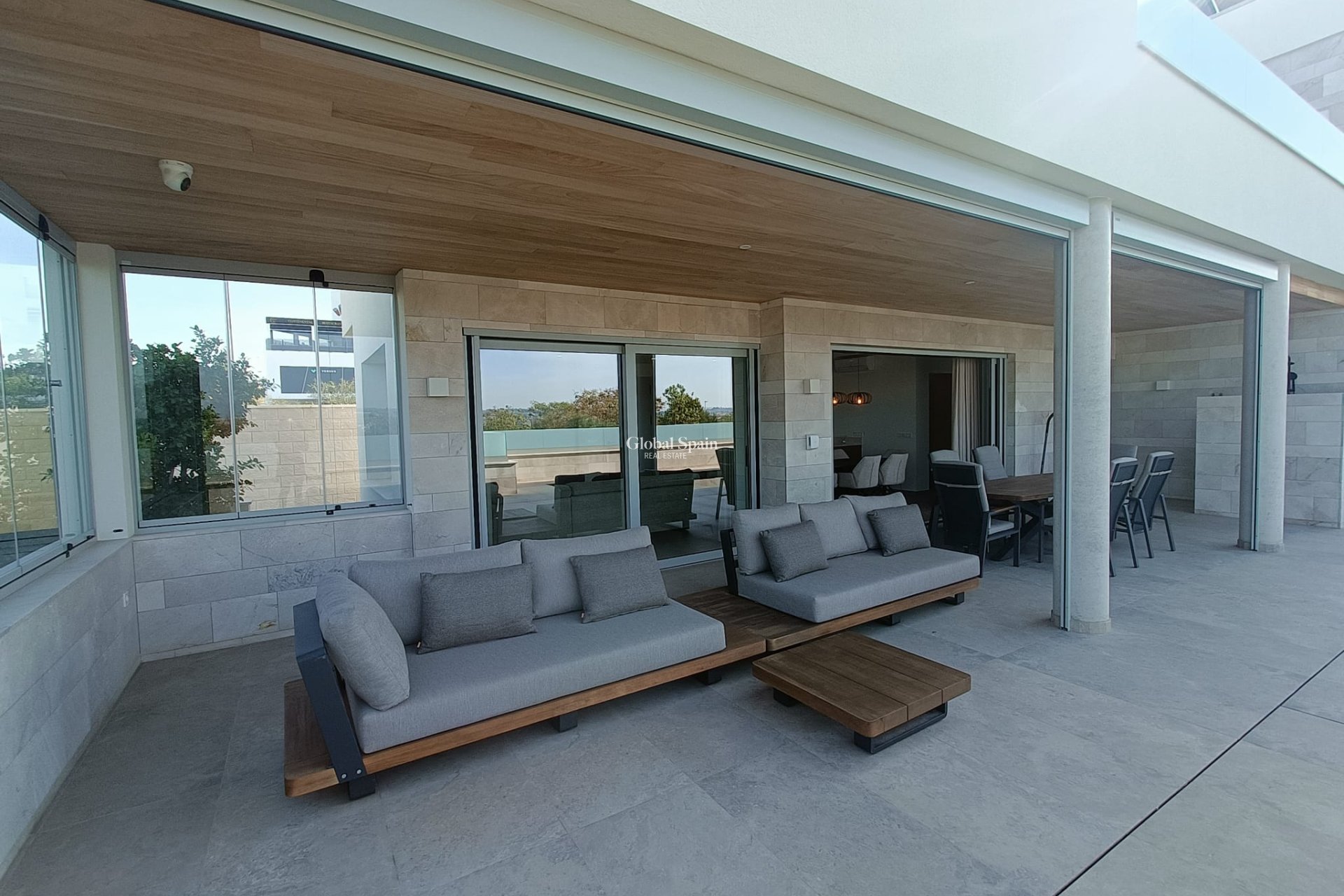 Wederverkoop - Villa -
BENIJÓFAR