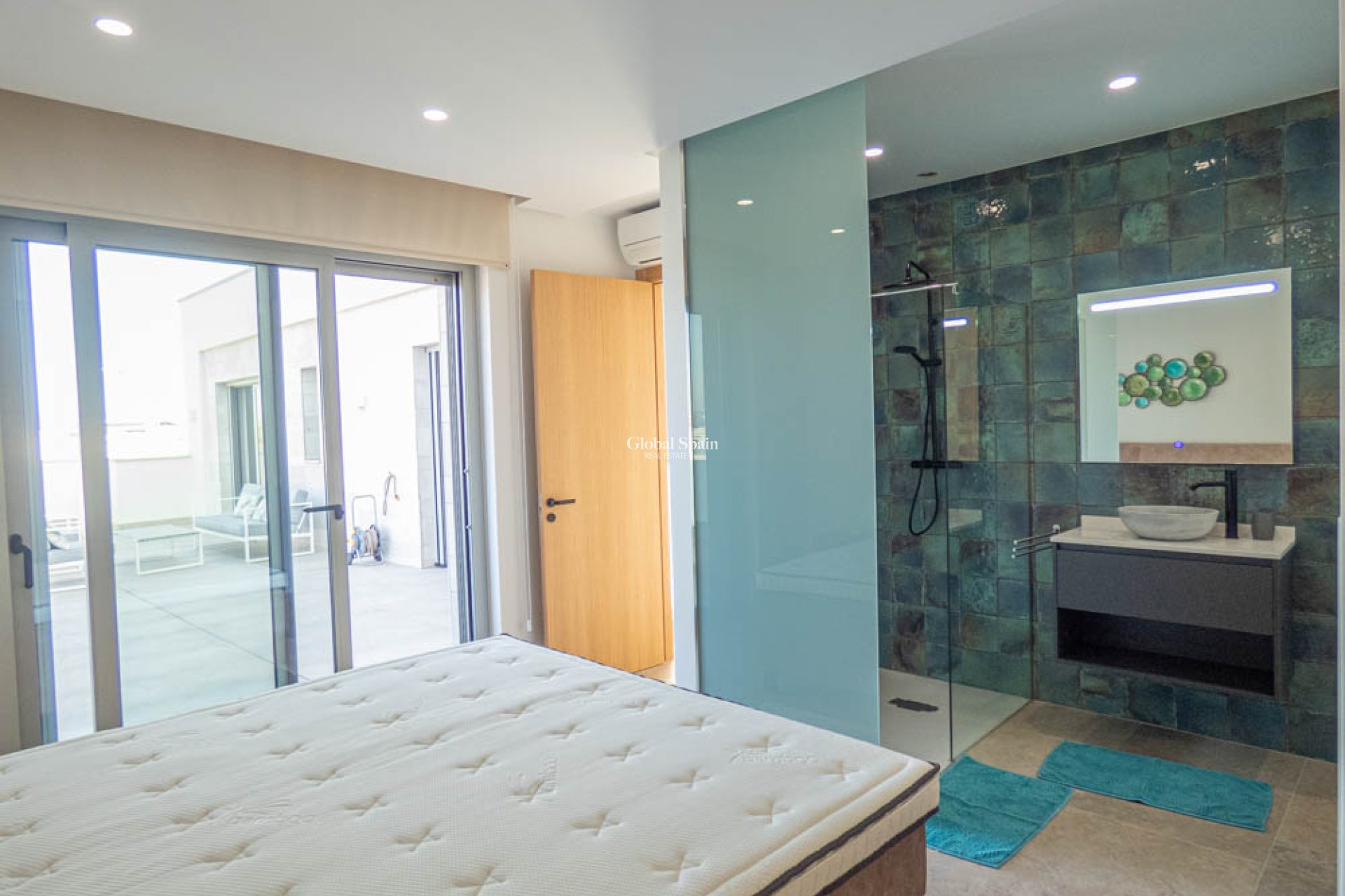 Wederverkoop - Villa -
BENIJÓFAR