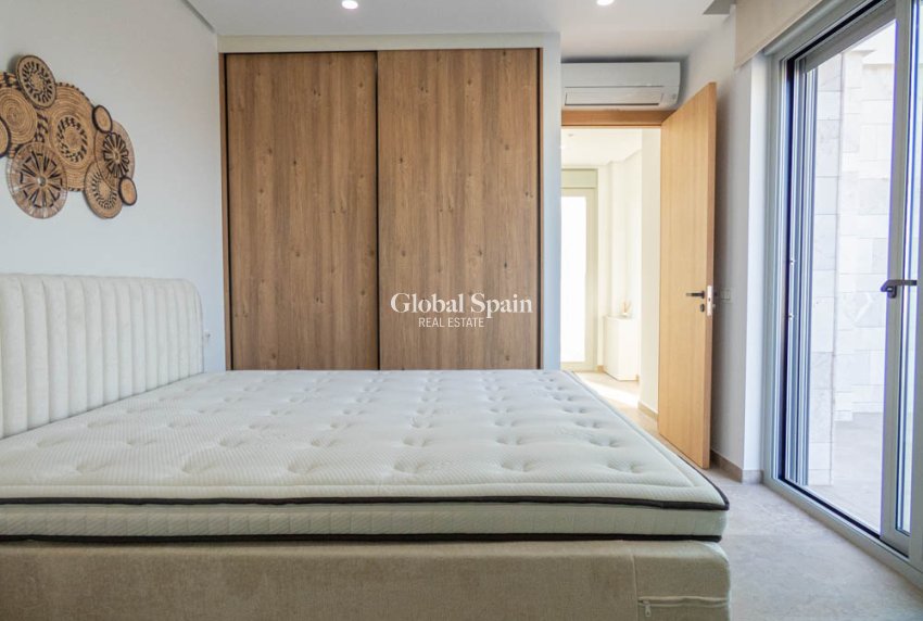 Wederverkoop - Villa -
BENIJÓFAR