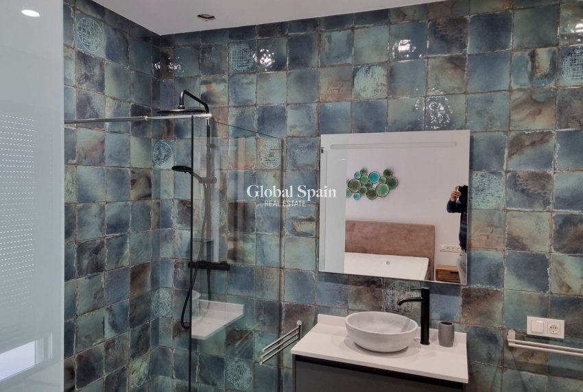 Wederverkoop - Villa -
BENIJÓFAR