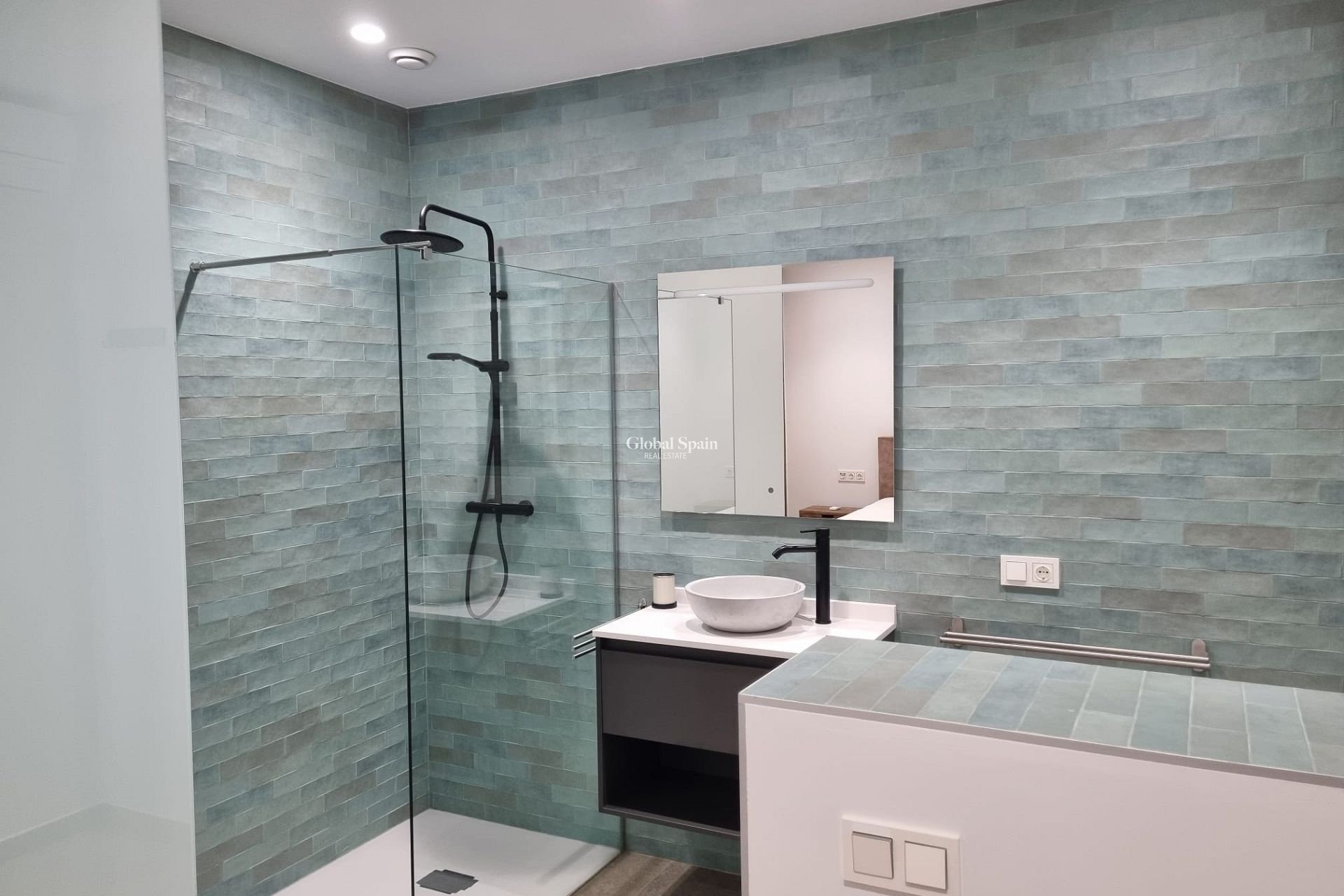 Wederverkoop - Villa -
BENIJÓFAR