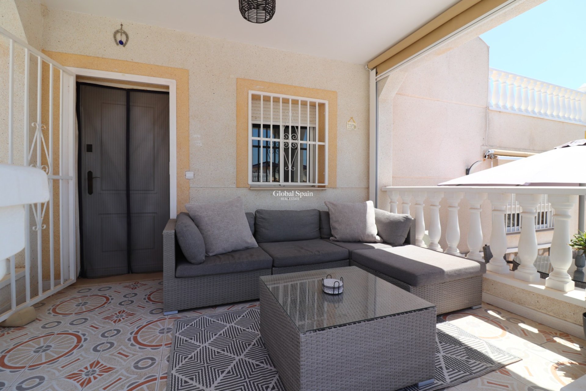 Wederverkoop - VILLA -
Benimar - Benimar I
