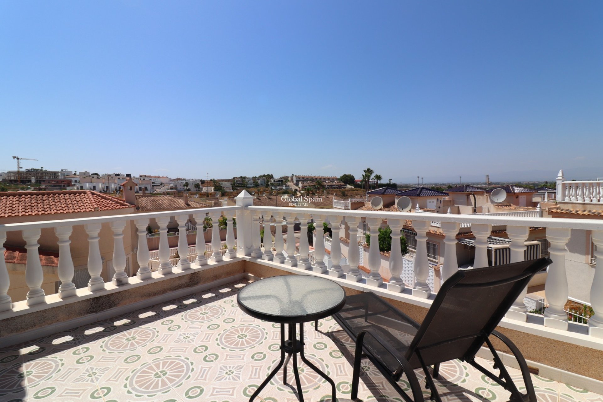 Wederverkoop - VILLA -
BENIMAR - Benimar I
