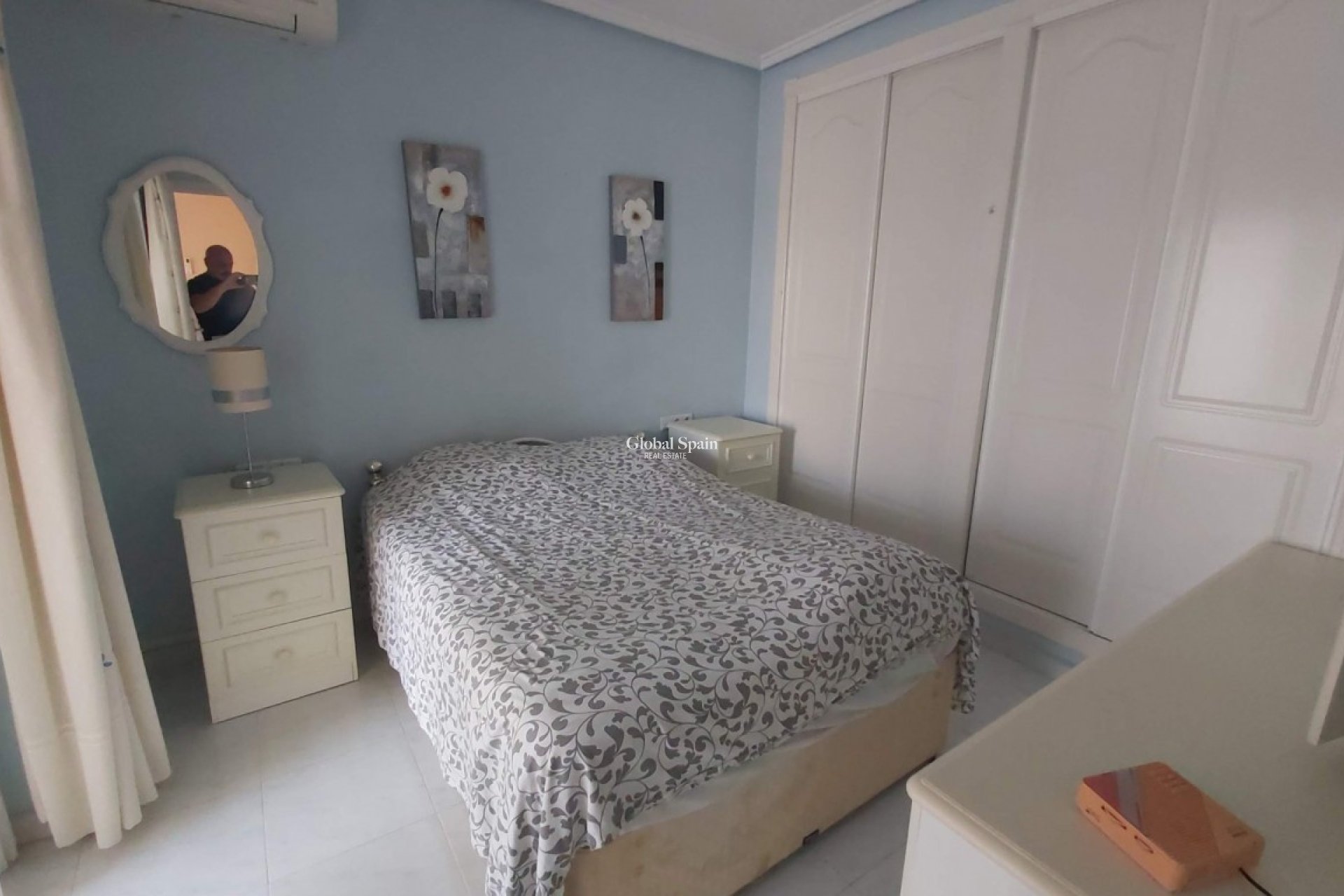 Wederverkoop - VILLA -
BENIMAR - Costa Blanca