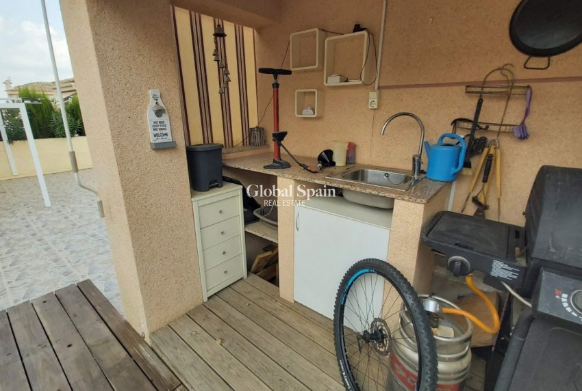 Wederverkoop - VILLA -
BENIMAR - Costa Blanca