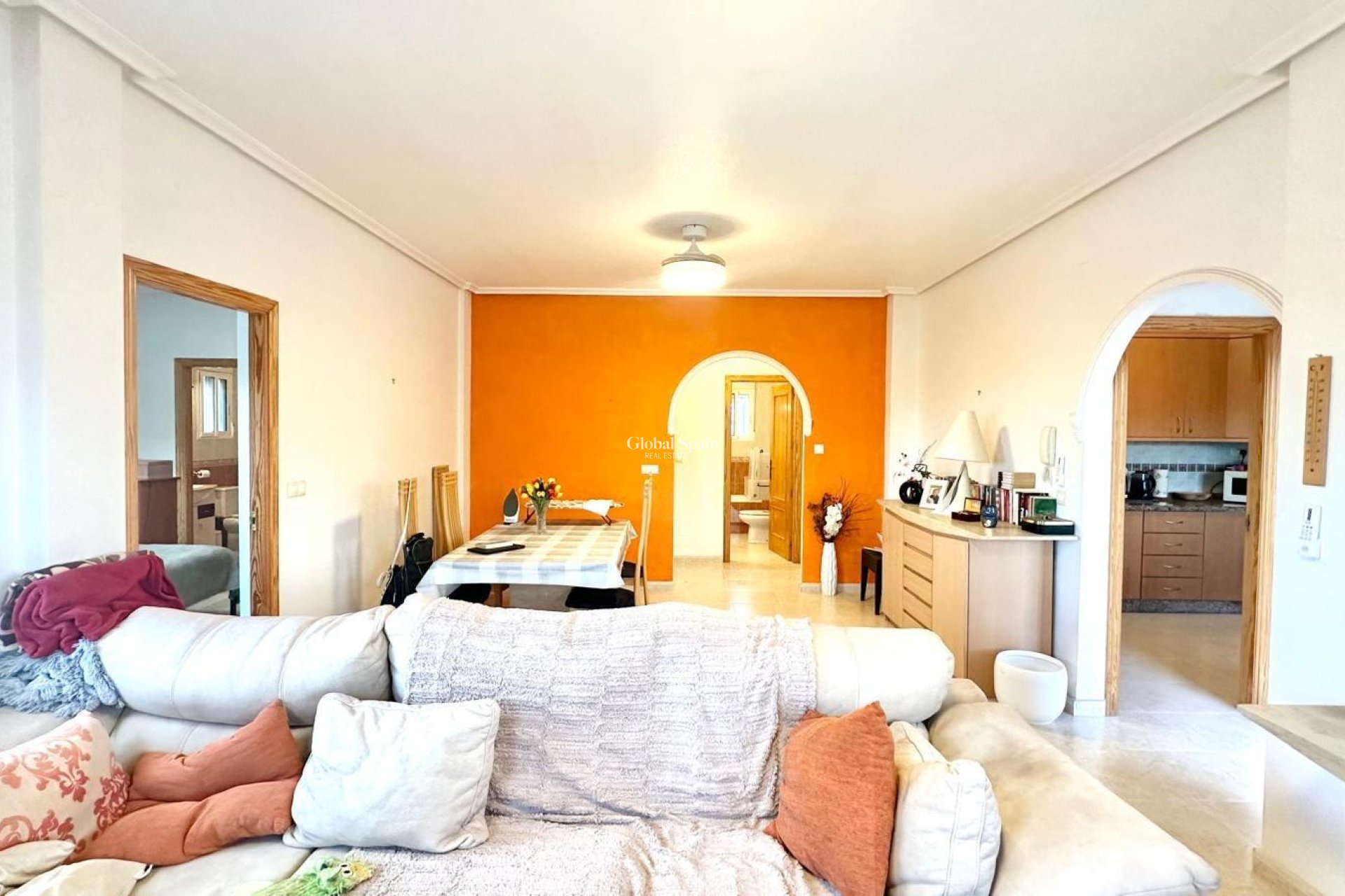 Wederverkoop - VILLA -
BIGASTRO - Comunidad Valenciana