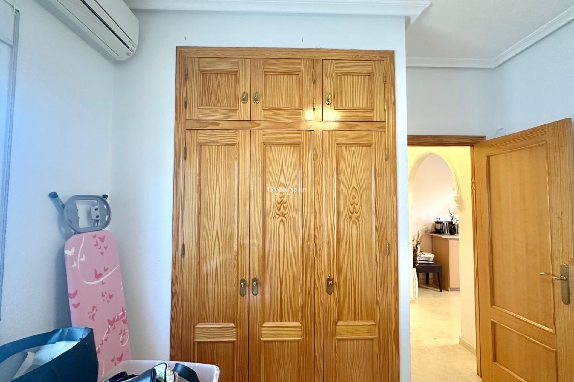 Wederverkoop - VILLA -
BIGASTRO - Comunidad Valenciana