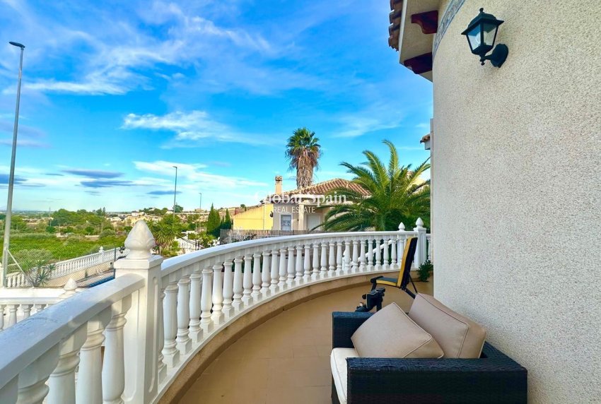 Wederverkoop - VILLA -
BIGASTRO - Comunidad Valenciana