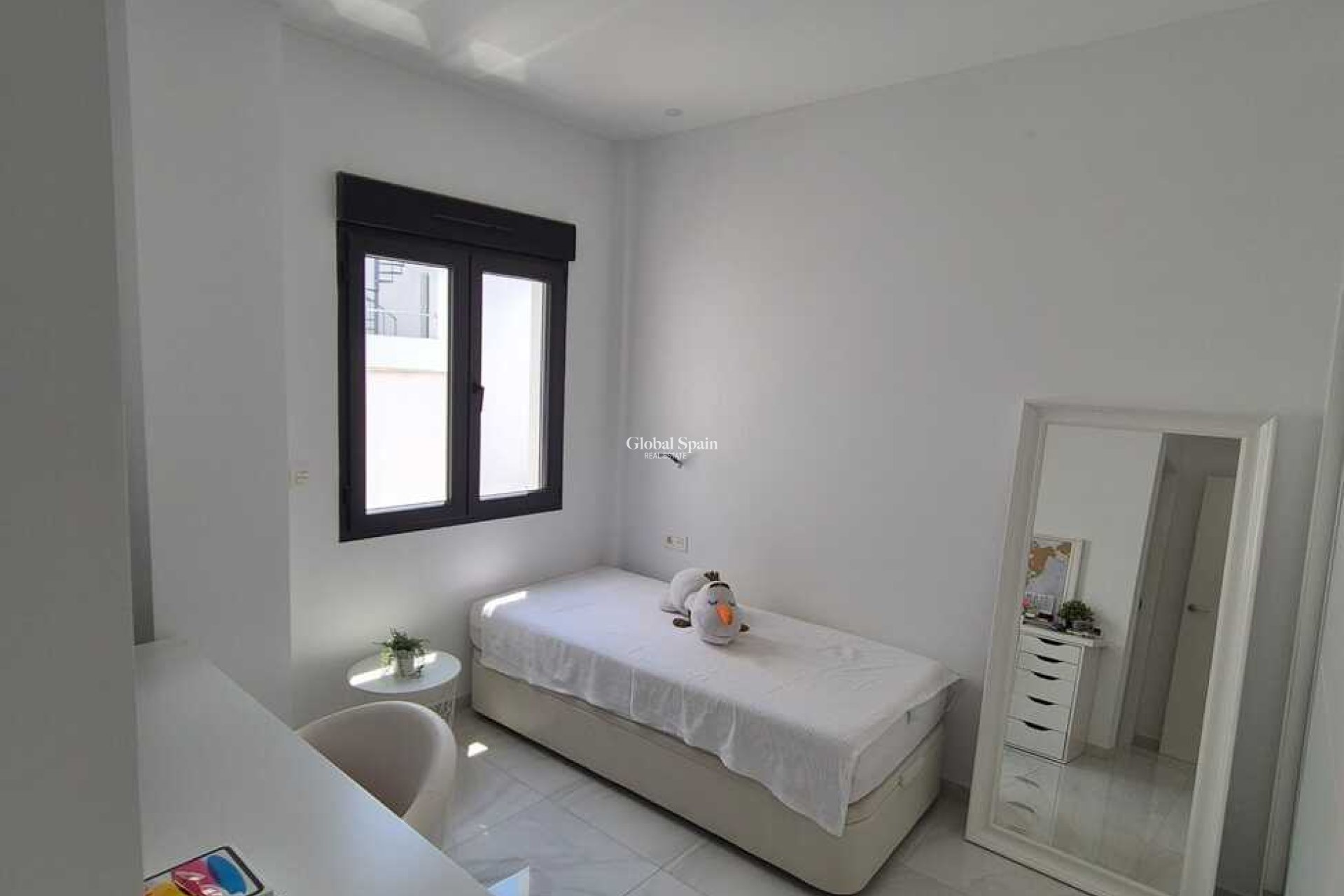 Wederverkoop - VILLA -
BIGASTRO - Costa Blanca