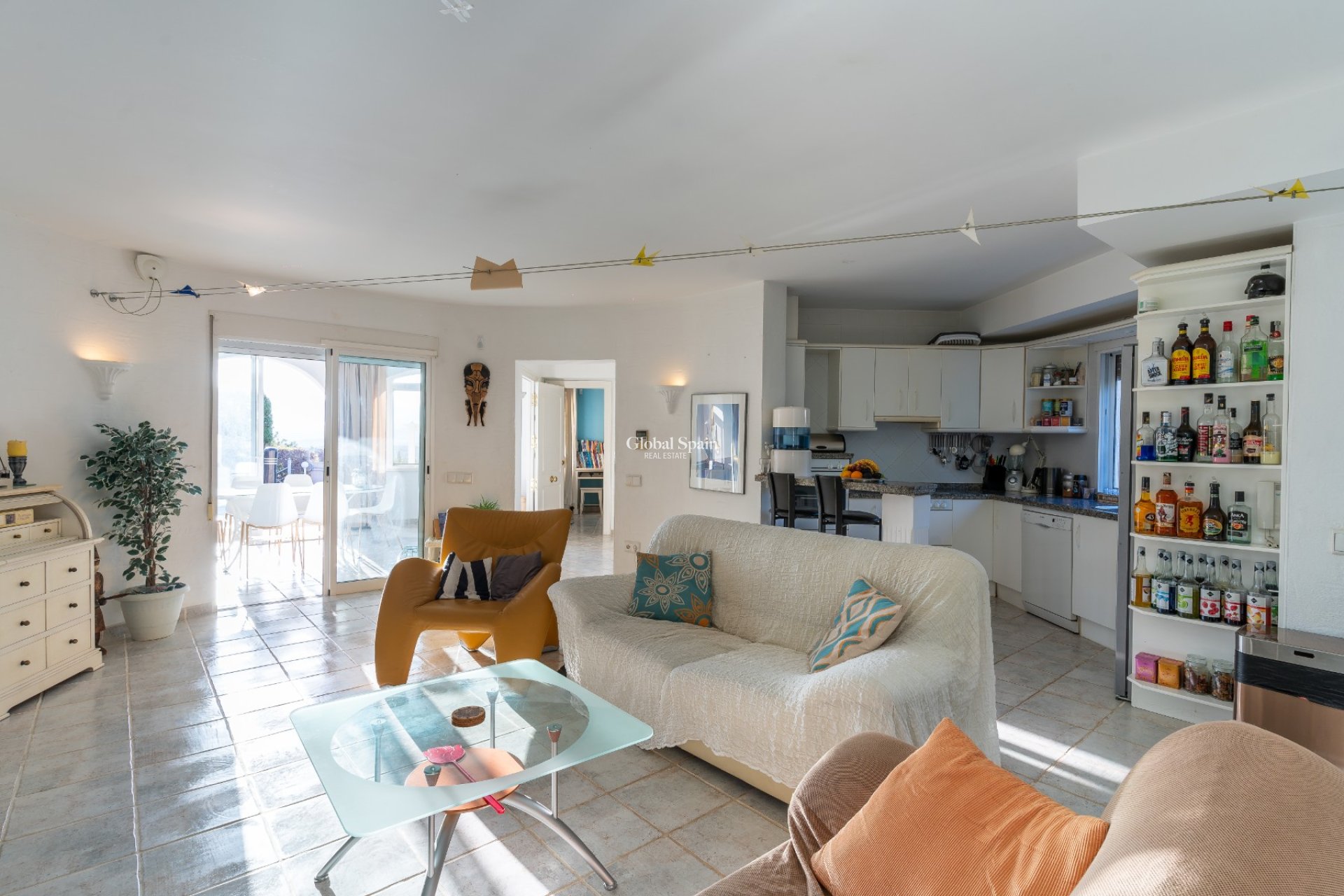 Wederverkoop - VILLA -
BUSOT - Costa Blanca