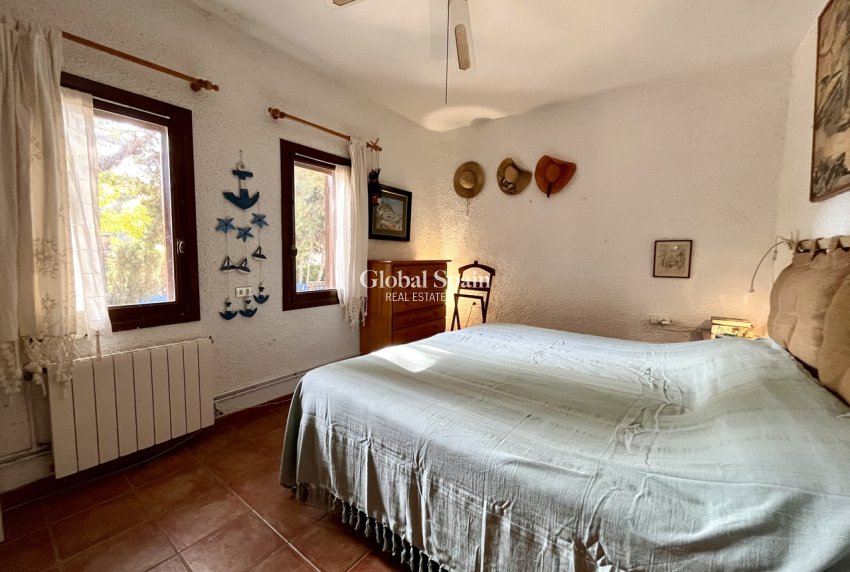 Wederverkoop - VILLA -
CABO ROIG - Costa Blanca