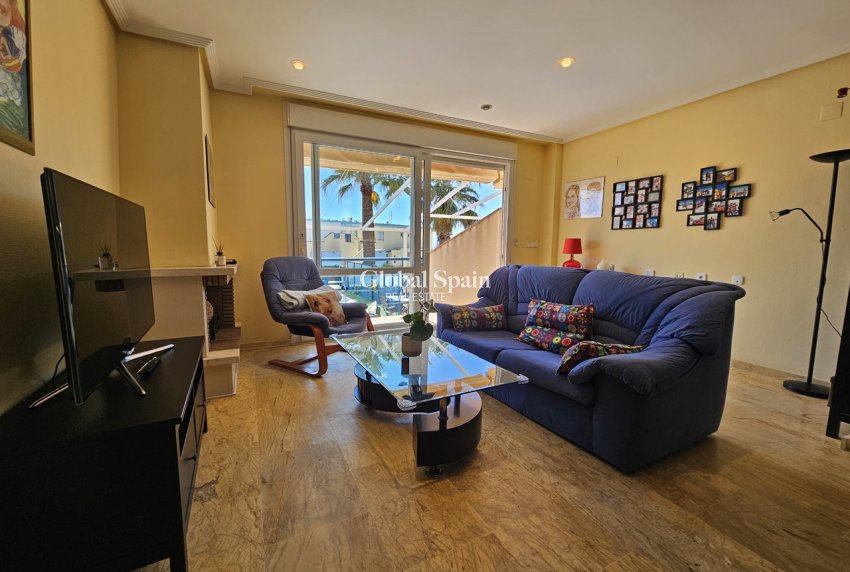 Wederverkoop - VILLA -
CABO ROIG - Costa Blanca