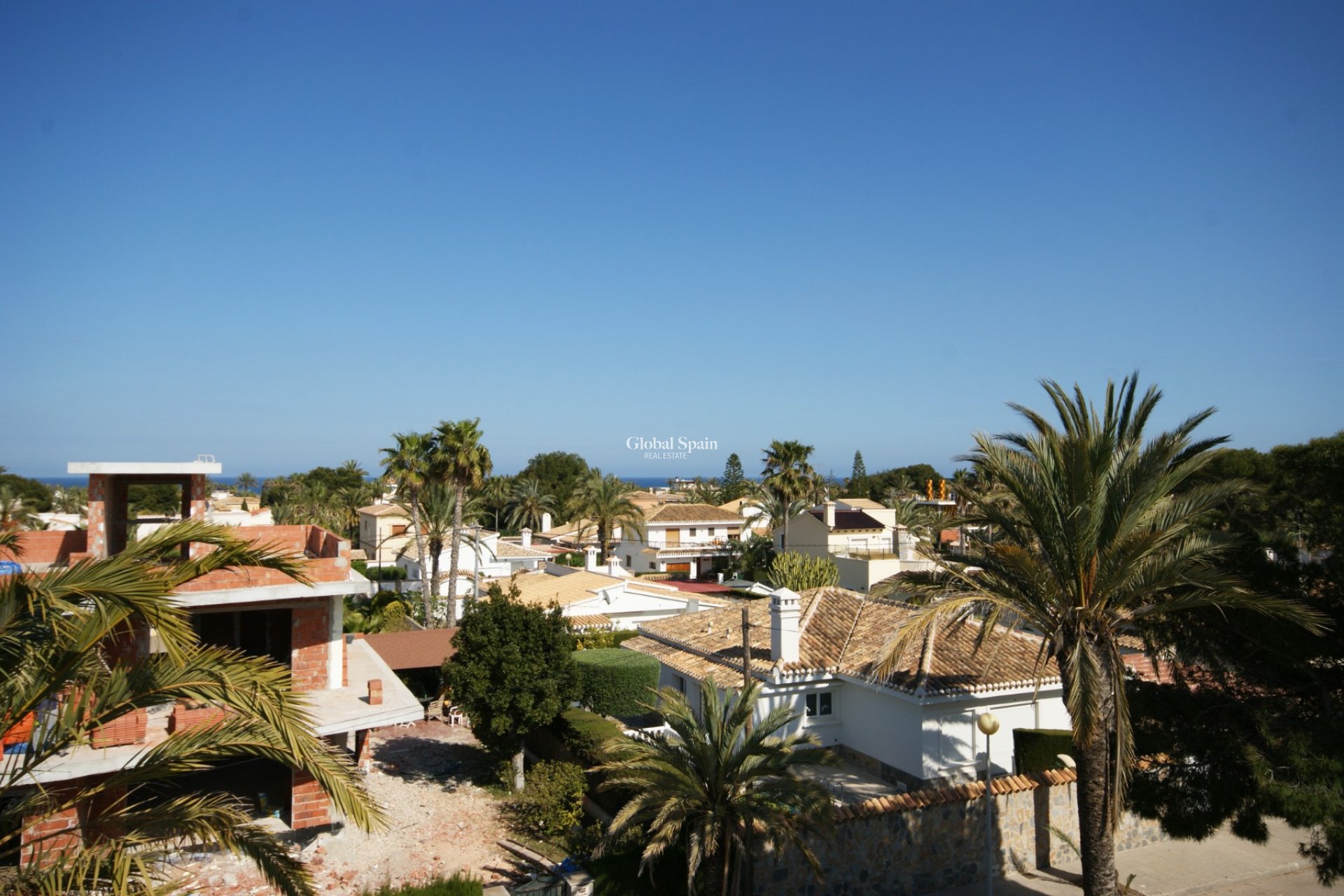 Wederverkoop - VILLA -
CABO ROIG - Costa Blanca
