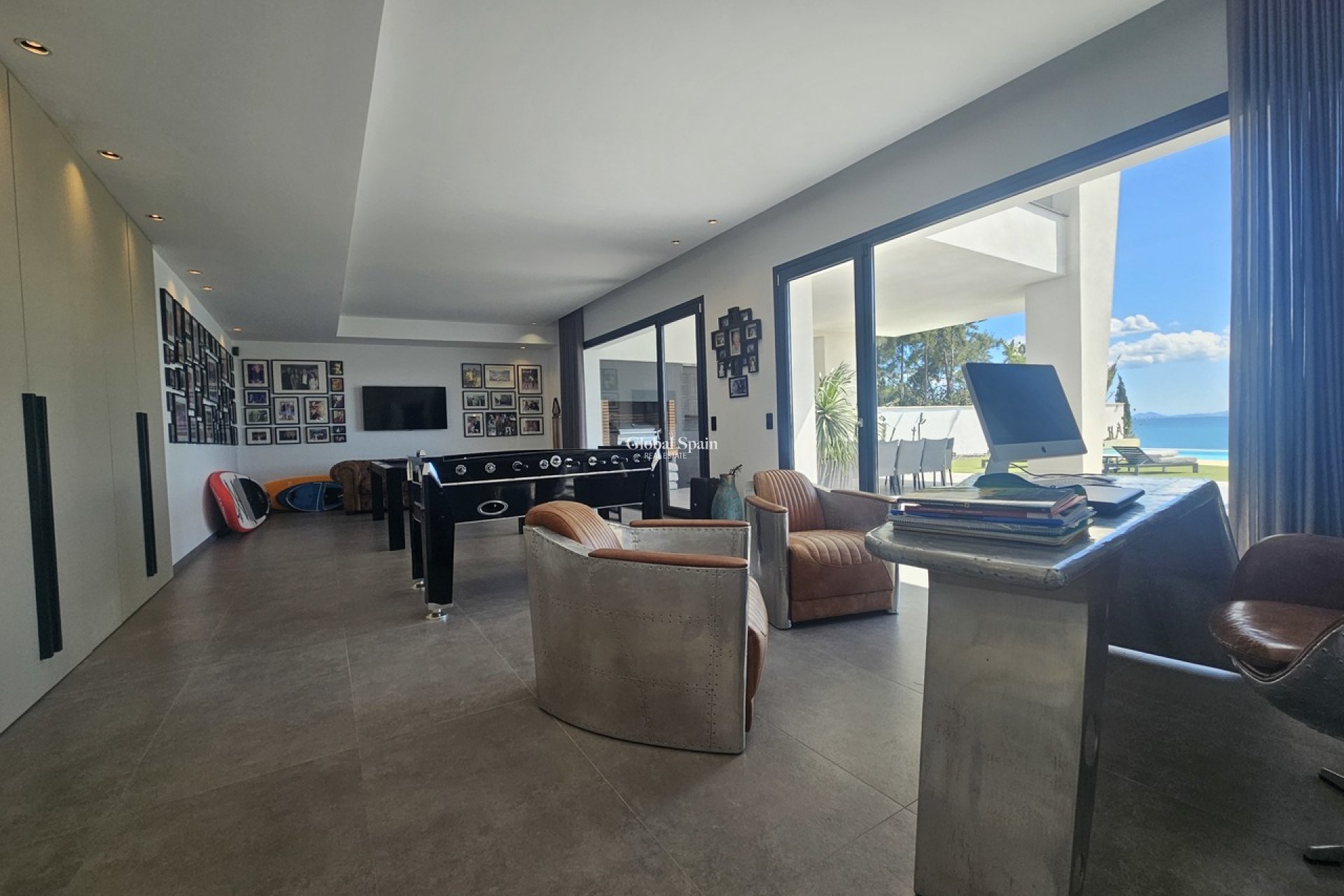 Wederverkoop - VILLA -
CABO ROIG - Costa Blanca