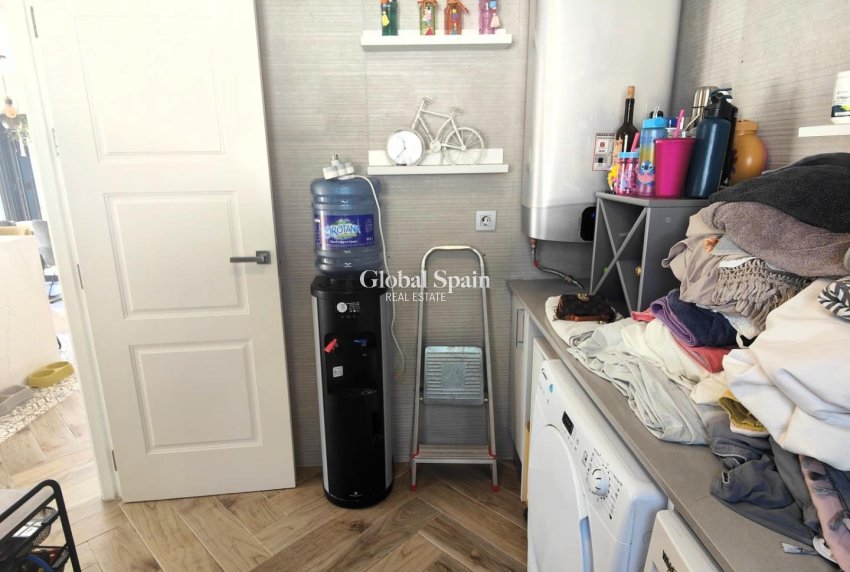 Wederverkoop - VILLA -
CABO ROIG - Costa Blanca