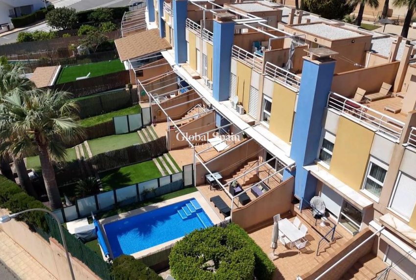 Wederverkoop - VILLA -
CABO ROIG - Costa Blanca