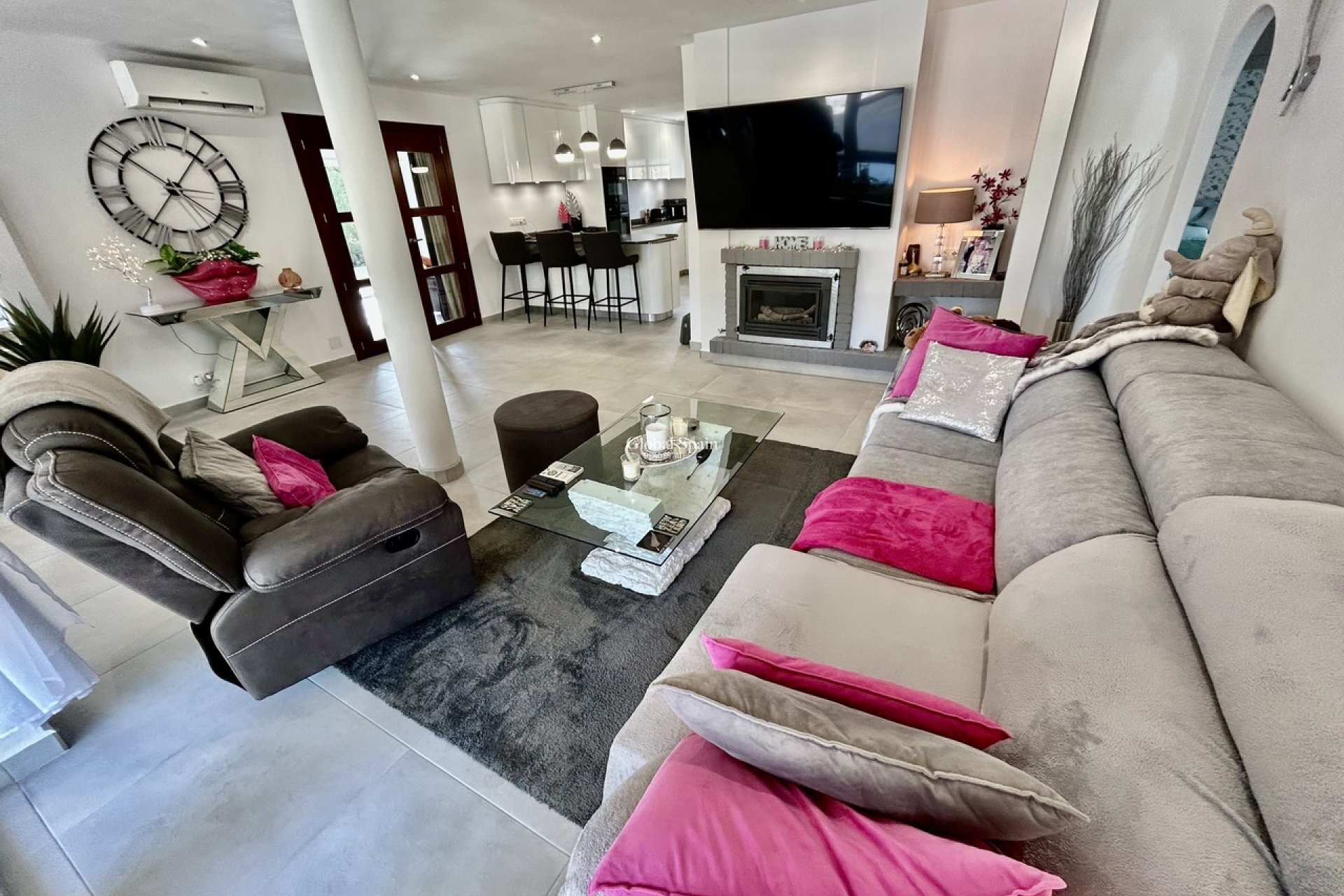 Wederverkoop - VILLA -
CABO ROIG - Costa Blanca