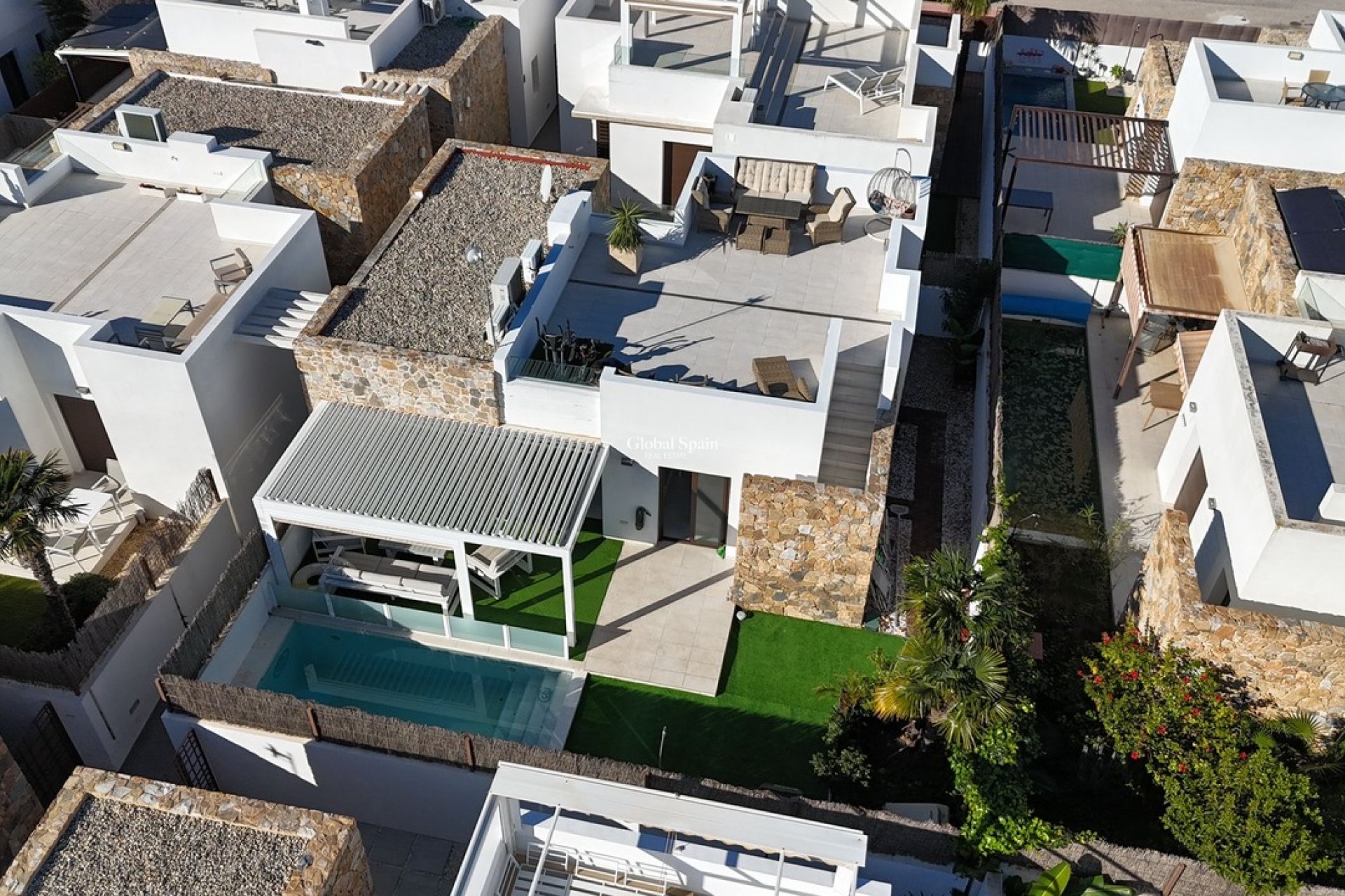 Wederverkoop - VILLA -
CABO ROIG - Costa Blanca