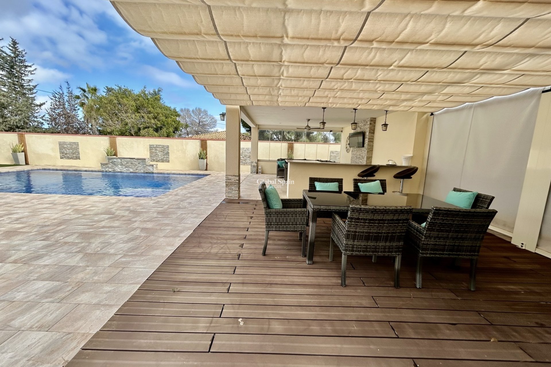 Wederverkoop - VILLA -
CABO ROIG - Costa Blanca