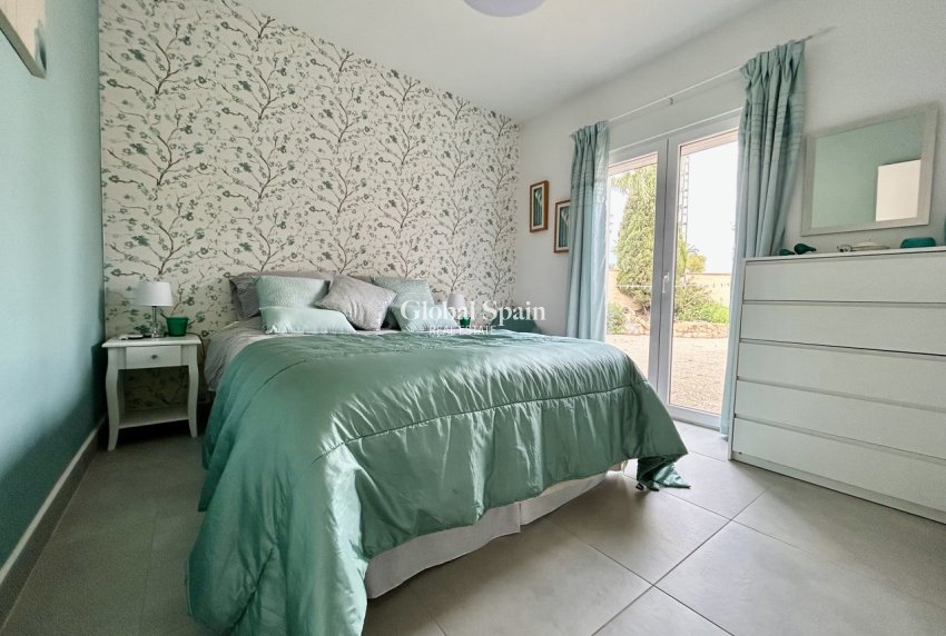 Wederverkoop - VILLA -
CABO ROIG - Costa Blanca