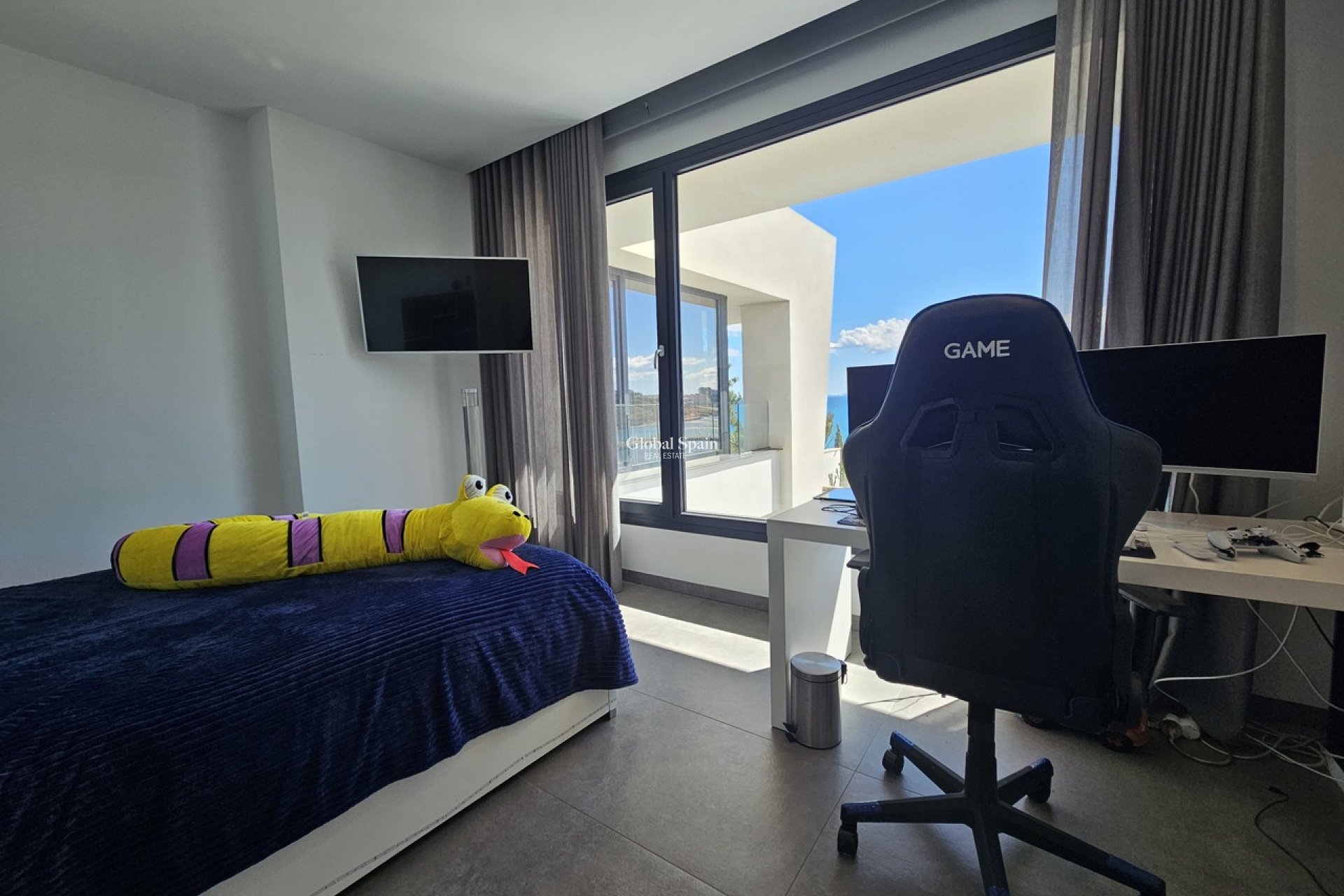 Wederverkoop - VILLA -
CABO ROIG - Costa Blanca