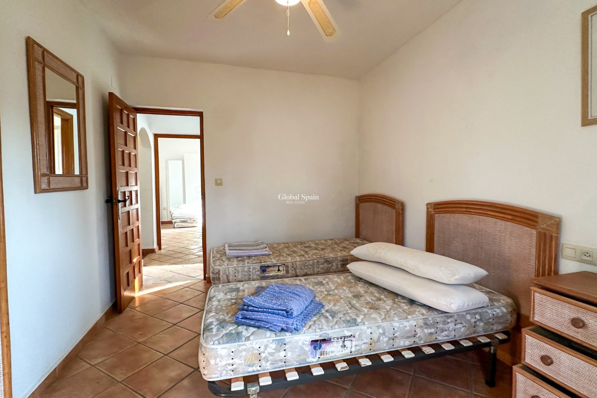 Wederverkoop - VILLA -
CABO ROIG - Costa Blanca