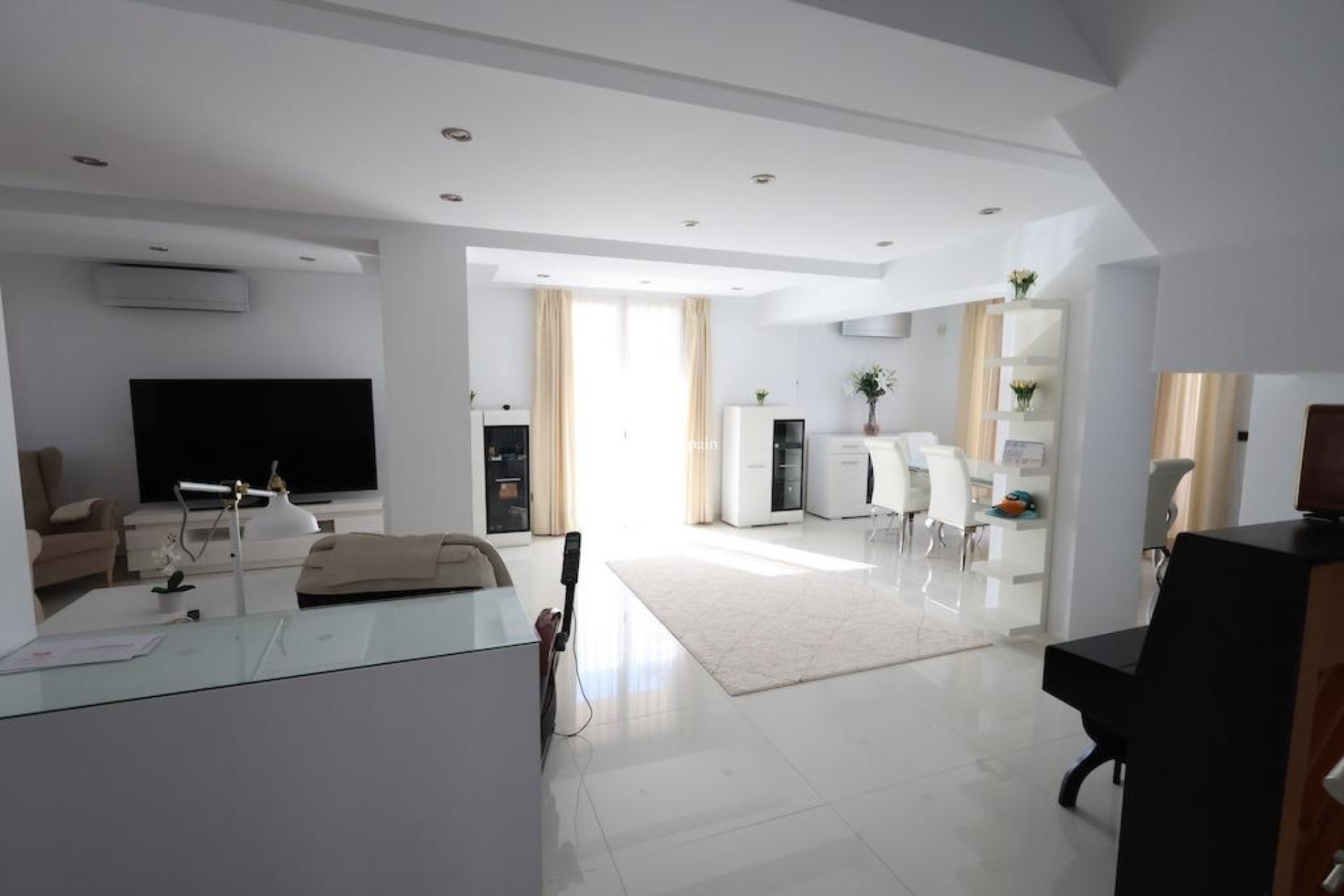 Wederverkoop - VILLA -
CABO ROIG - Costa Blanca