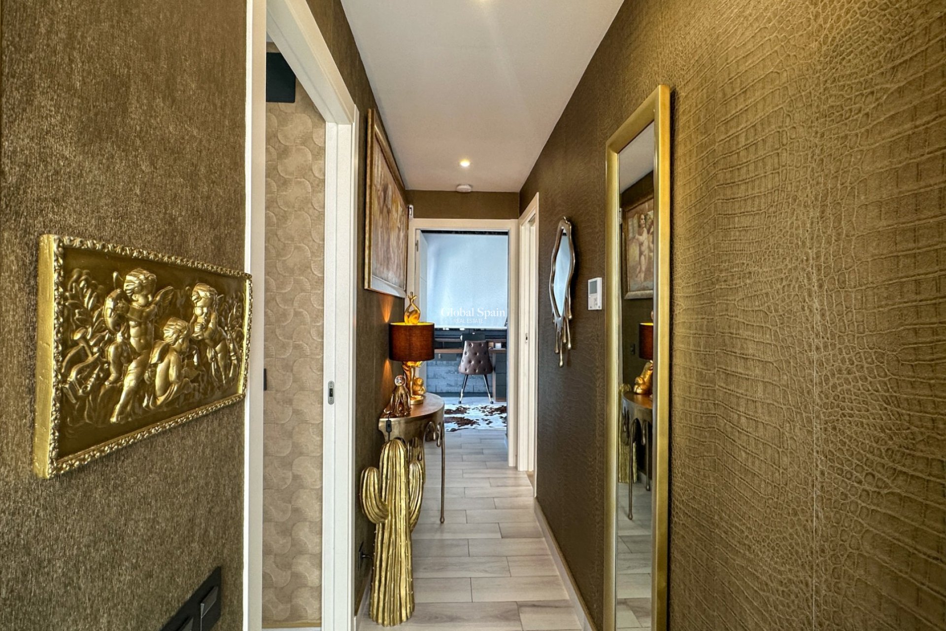 Wederverkoop - VILLA -
CABO ROIG - Costa Blanca