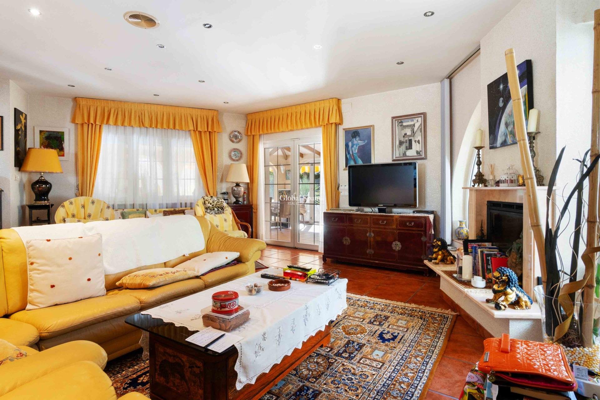 Wederverkoop - VILLA -
CABO ROIG - MUY CERCA DE LA PLAYA