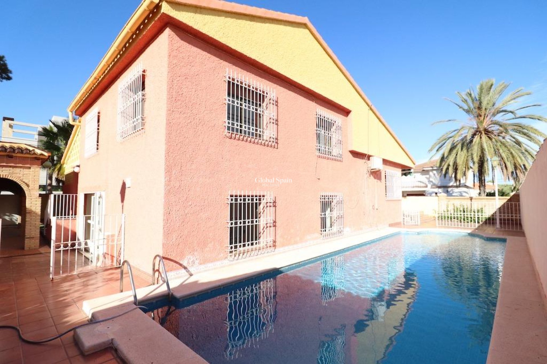 Wederverkoop - Villa -
CABO ROIG - MUY CERCA DE LA PLAYA